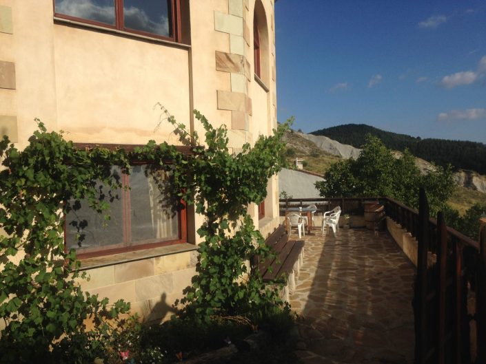 terraza-casa-rural-navarra-2